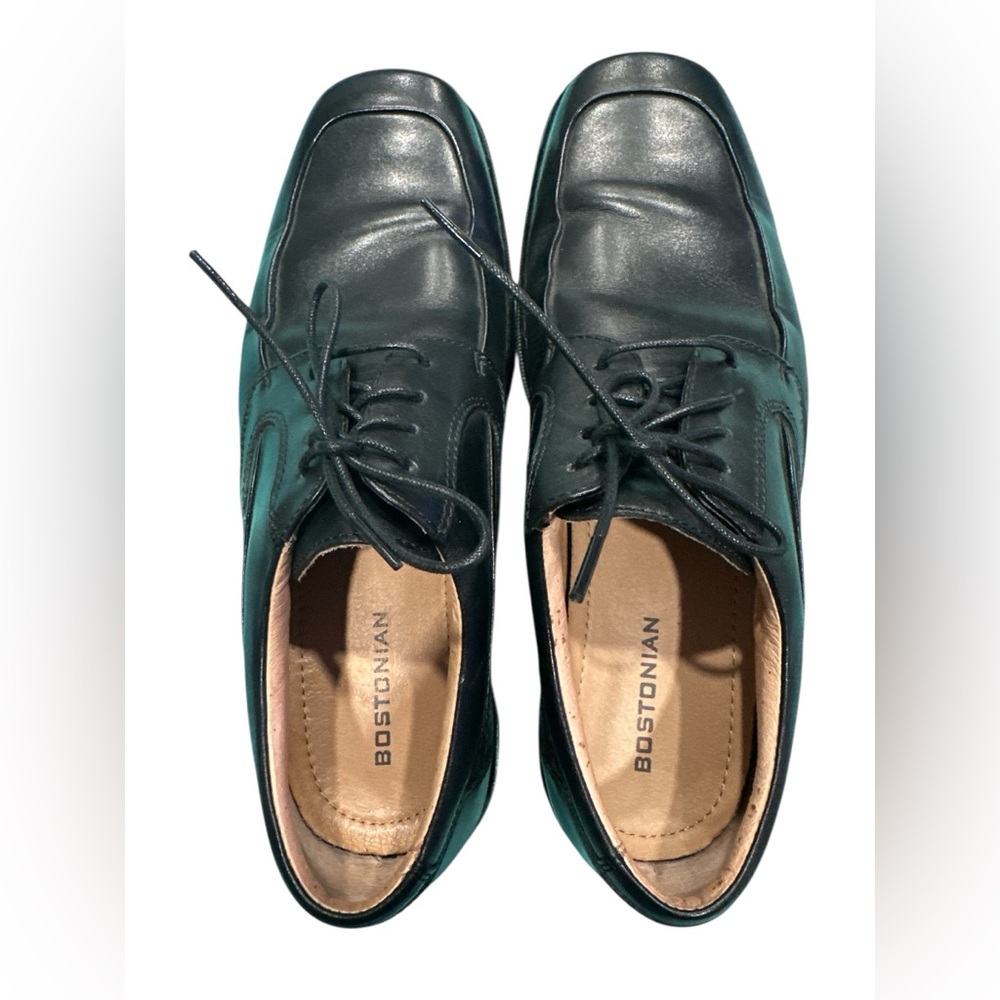 #490 Bostonian Men's black Leather Oxfords